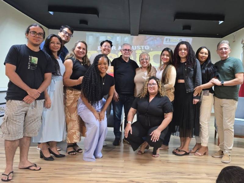 Literatura amazônica marca encerramento de pós-graduação na Fibra